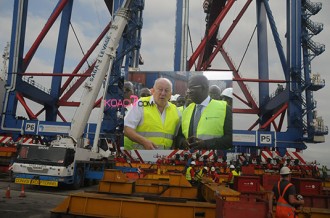 Côte d'Ivoire : Billon de côté, Bolloré installe deux géants portiques au port d'Abidjan